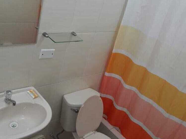 اتاق استاندارد, Alejandra