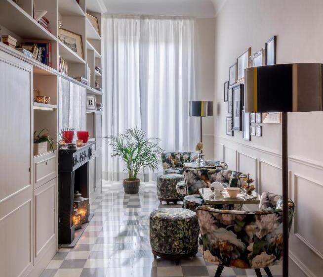 اتاق سوپریور, Alfieri9