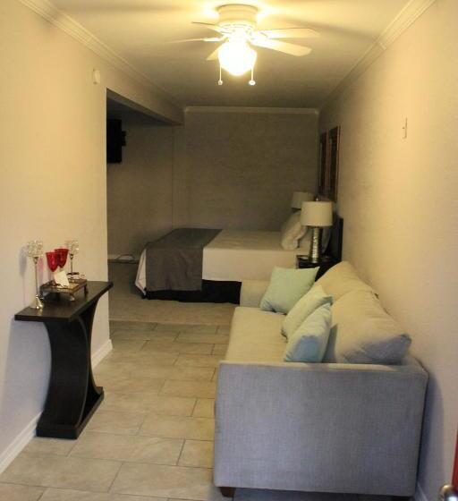 استودیوی لوکس, Brydan Suites