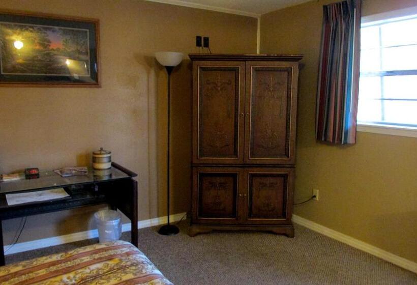 اتاق استاندارد یک تخته با بالکن, Brydan Suites