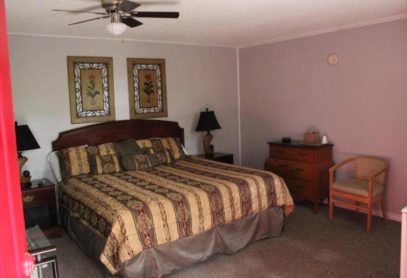 اتاق استاندارد یک تخته با بالکن, Brydan Suites