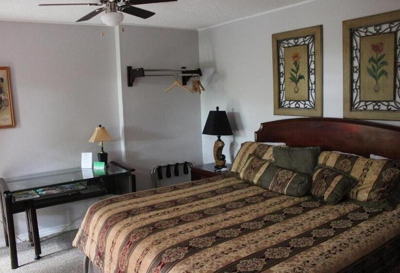 اتاق استاندارد یک تخته با بالکن, Brydan Suites