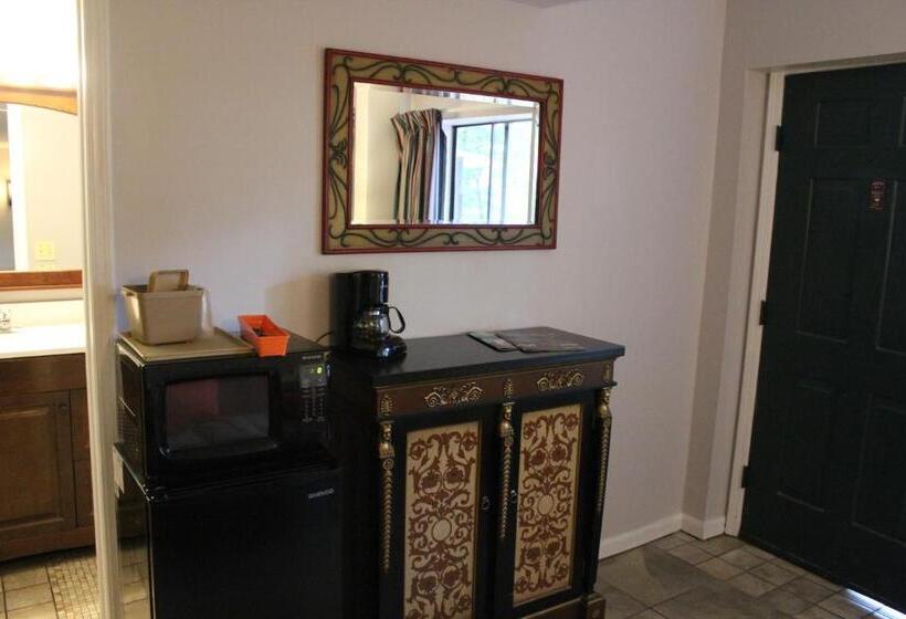 اتاق استاندارد یک نفره, Brydan Suites