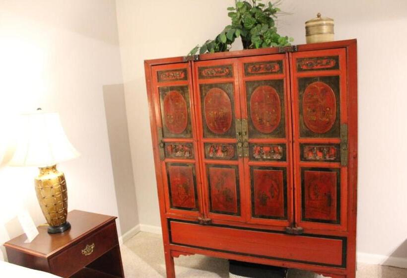 اتاق استاندارد یک نفره, Brydan Suites