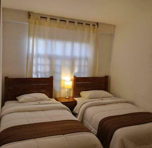 חדר סטנדרט, & Bungalows Villa Valencia