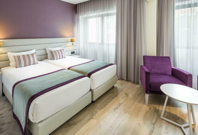 身障者適用スタンダードルーム, Empire Lisbon