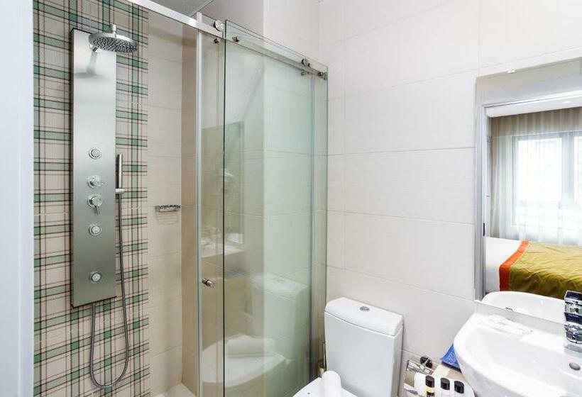 スタンダードルーム, Empire Lisbon