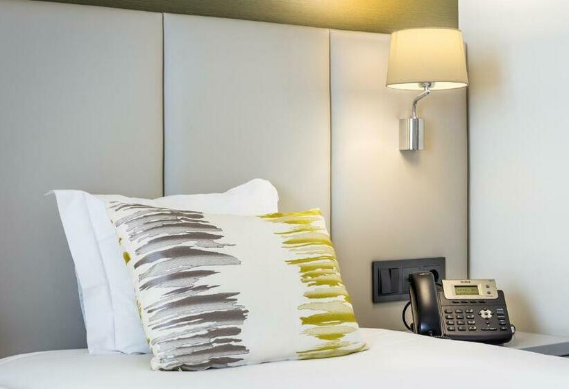 スタンダードルーム, Empire Lisbon