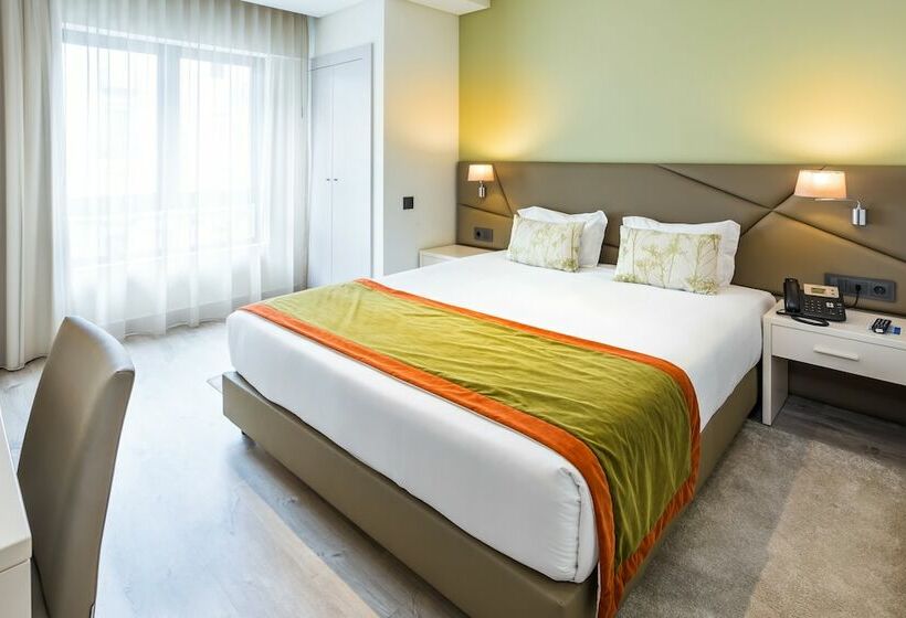 スタンダードルーム, Empire Lisbon