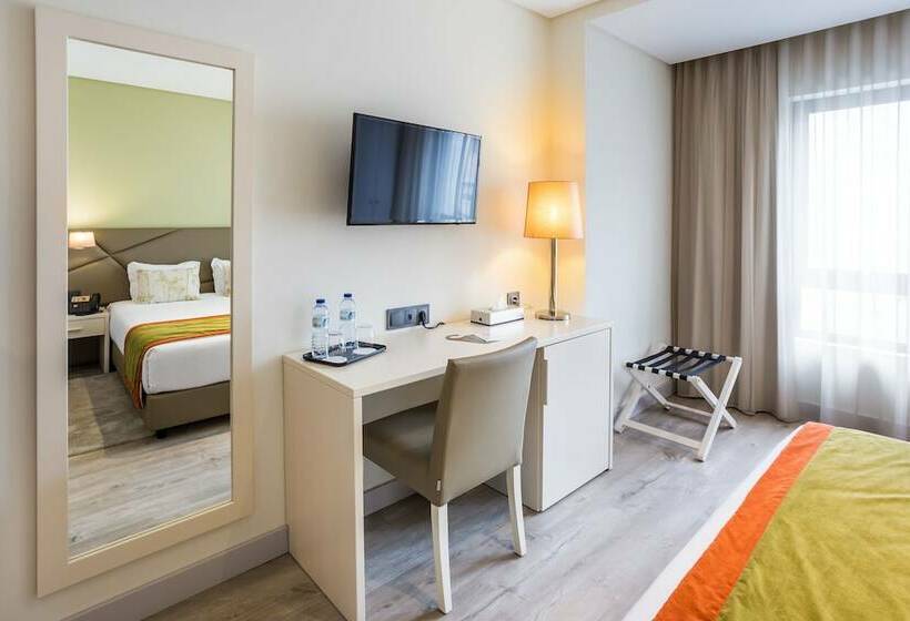 スタンダードルーム, Empire Lisbon