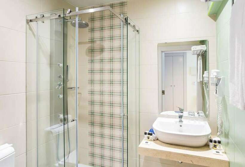 スタンダードルーム, Empire Lisbon