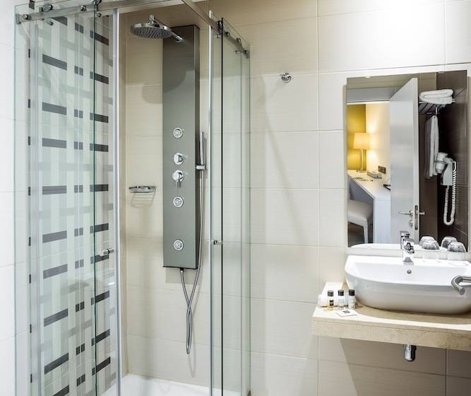 スタンダードルーム, Empire Lisbon