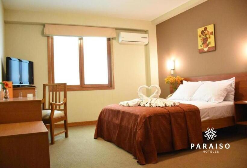 Номер Стандарт, Es Paraiso Trujillo
