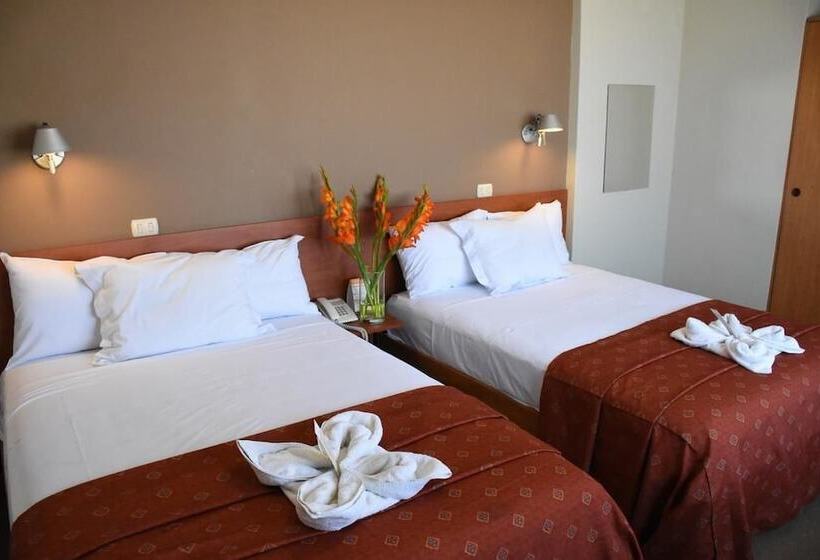 Номер Стандарт, Es Paraiso Trujillo