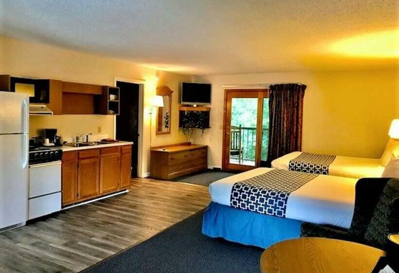 クイーンサイズベッドのスタンダードルーム, Four Seasons Inn