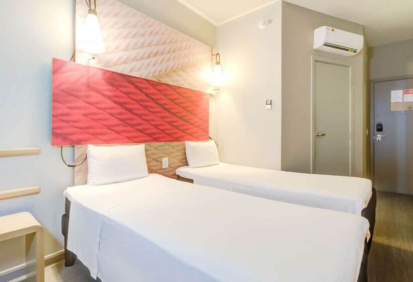 标准间, Ibis Paranagua