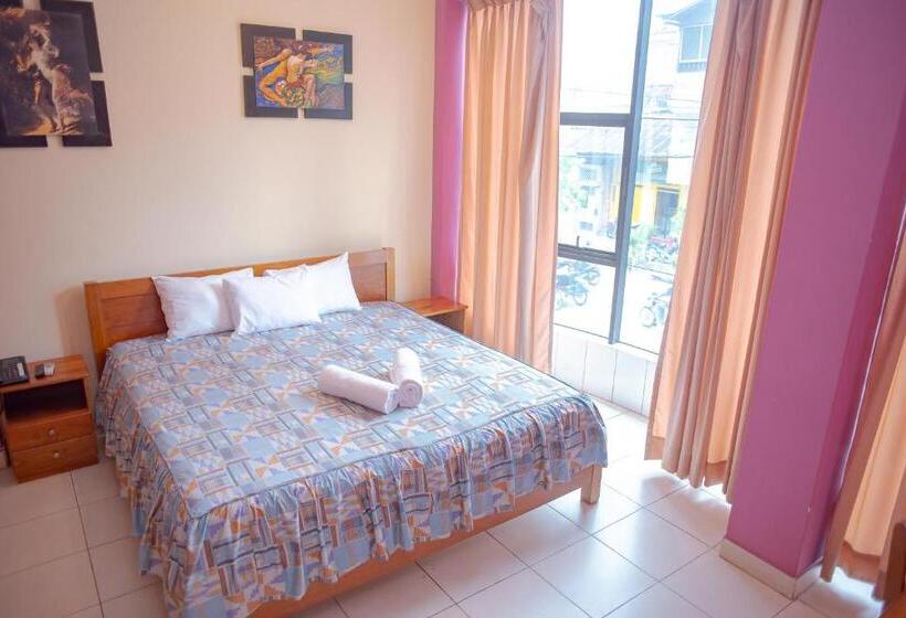 اتاق لوکس یک تخته, Jhor Bush