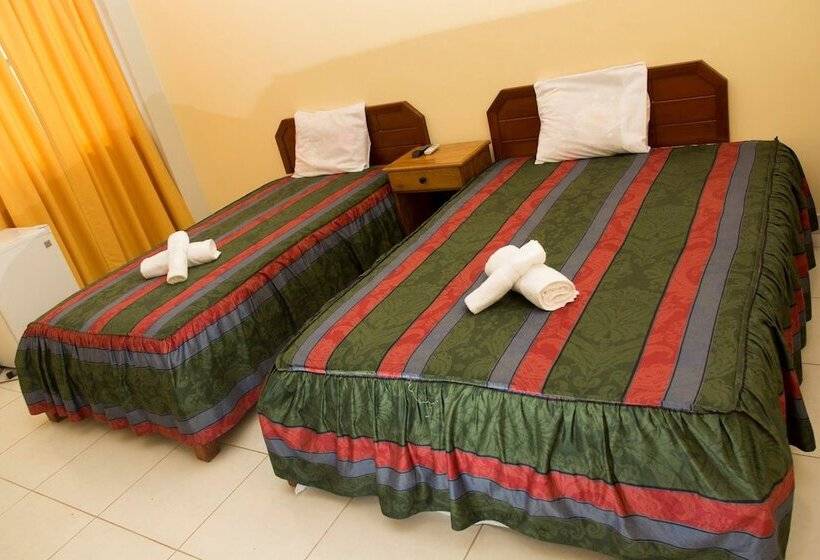 اتاق استاندارد, Jhor Bush