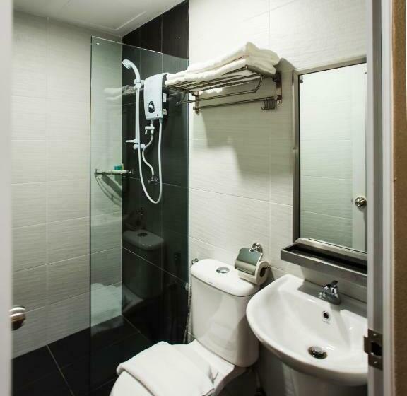 חדר סטנדרט לשלושה, Ls