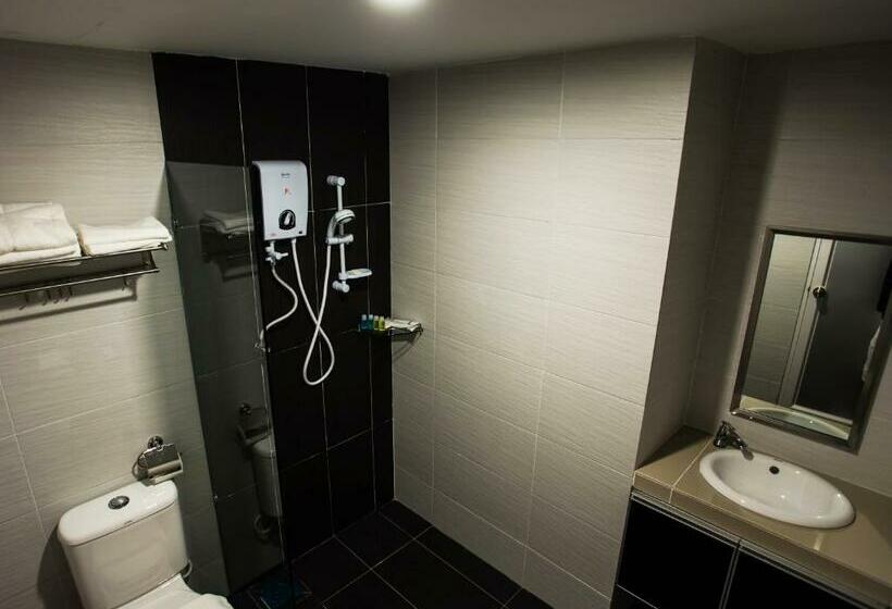 חדר משפחתי, Ls