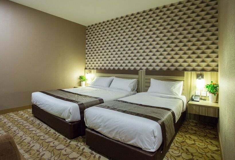 חדר סטנדרט לשלושה, Ls