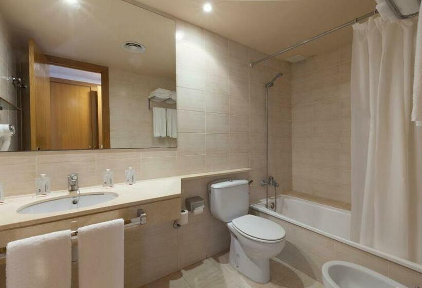 스탠다드 트리플 발코니 룸, RVHotels Mar de Tossa