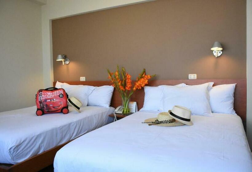 Номер Стандарт, Es Paraiso Trujillo