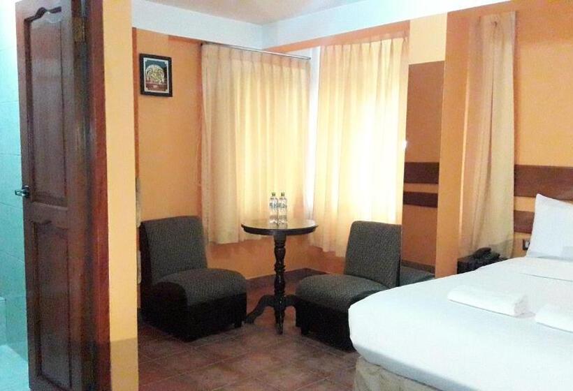 家庭间, Rio Dorado Machupicchu