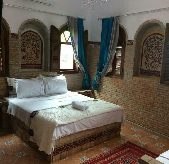 基本间, Pasta Plaza