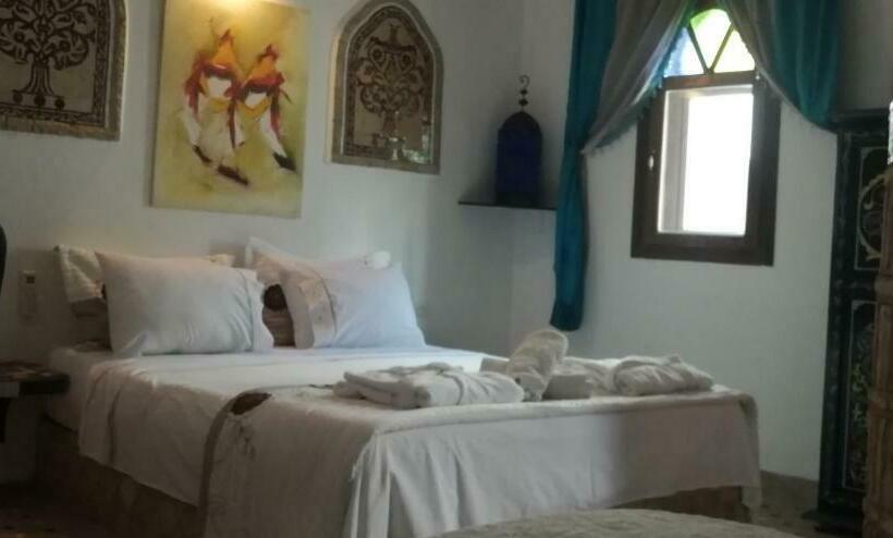 经济房, Pasta Plaza