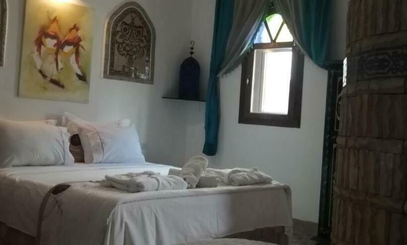 经济房, Pasta Plaza