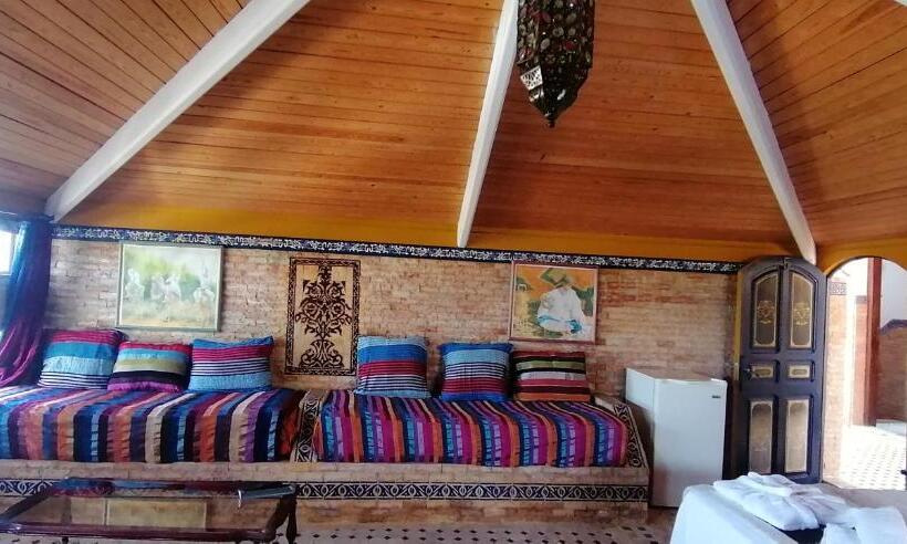 豪华房间, Pasta Plaza