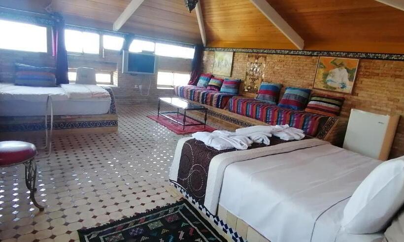 豪华房间, Pasta Plaza