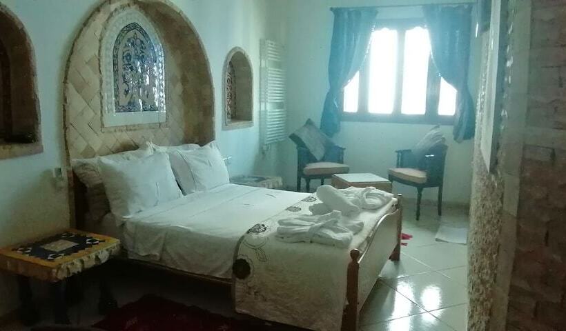 经济房, Pasta Plaza