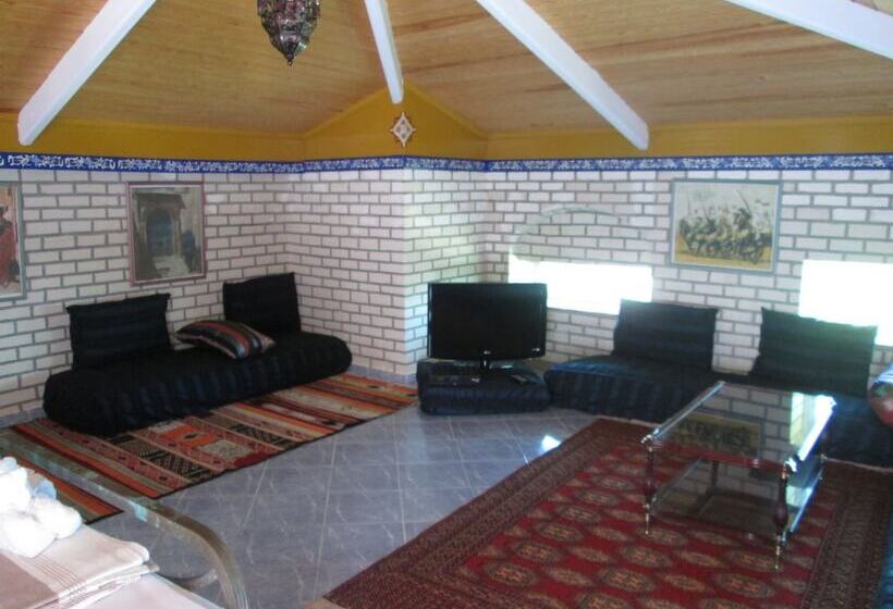 经济房, Pasta Plaza