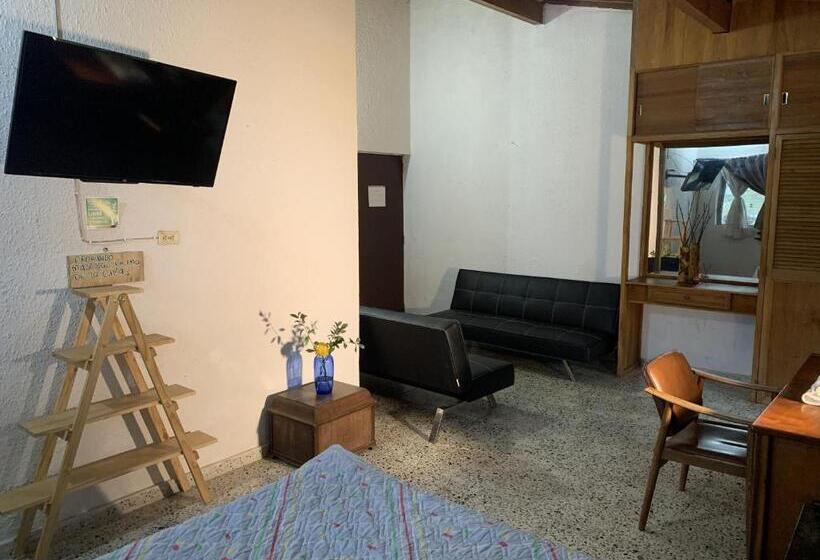디럭스 트리플 룸, Al Bosque Hostel & Glamping