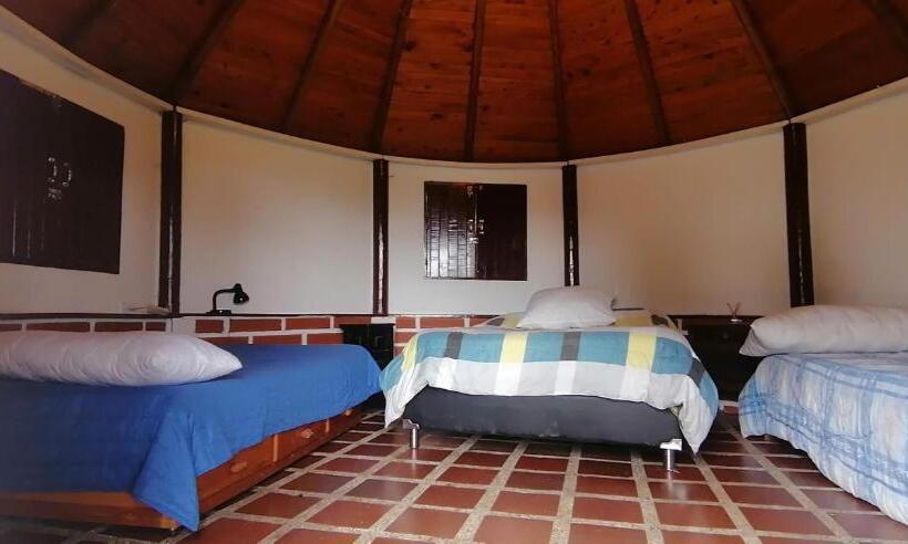 스탠다드 방갈로, Al Bosque Hostel & Glamping