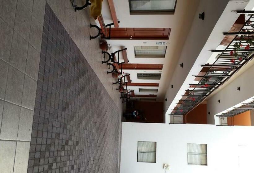 スタンダードシングルルーム, Hostal La Casona