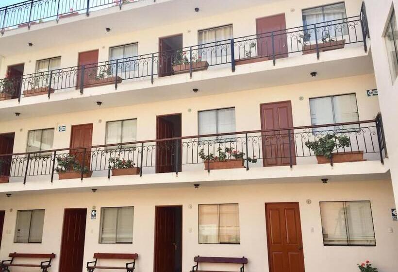 スタンダードルーム, Hostal La Casona