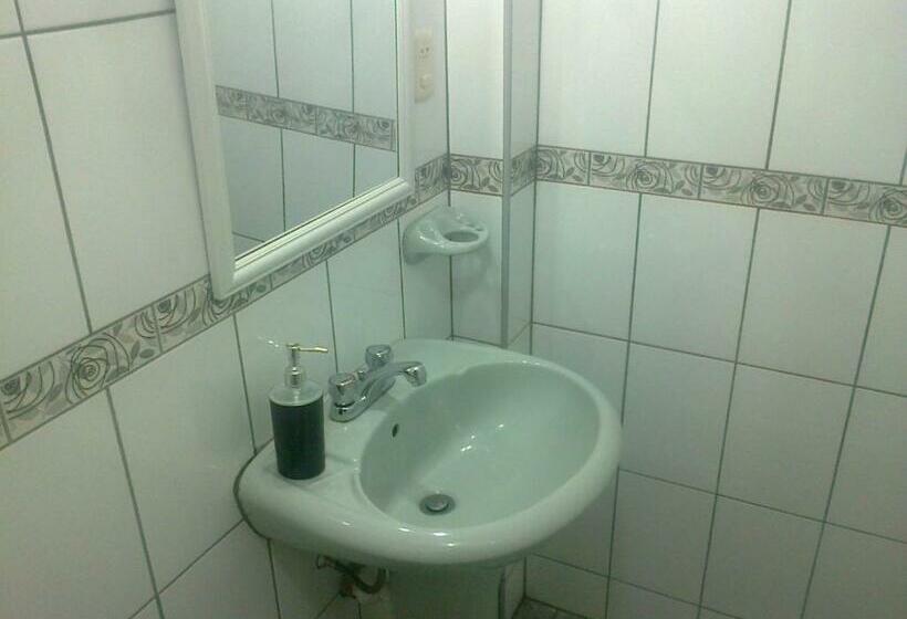 اتاق استاندارد, Strenua   Las Quintanas