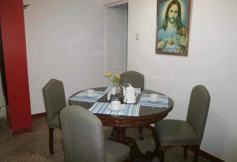 آپارتمان سوپریور 2 خوابه, Strenua   Las Quintanas