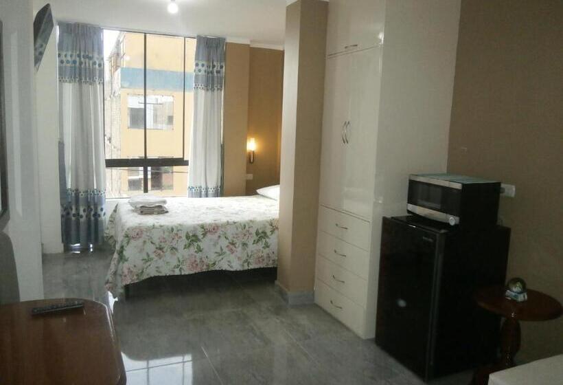 سوییت جونیور, Strenua   Las Quintanas