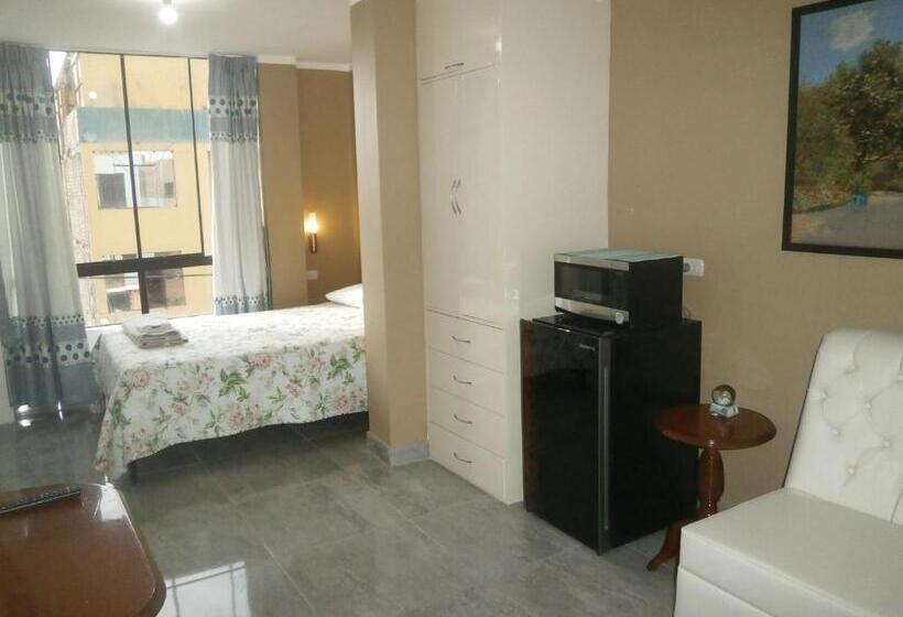 سوییت جونیور, Strenua   Las Quintanas