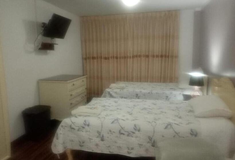 اتاق سوپریور با چشم‌انداز شهر, Strenua   Las Quintanas