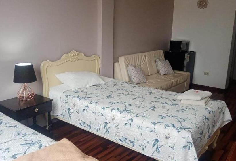 اتاق سوپریور با چشم‌انداز شهر, Strenua   Las Quintanas