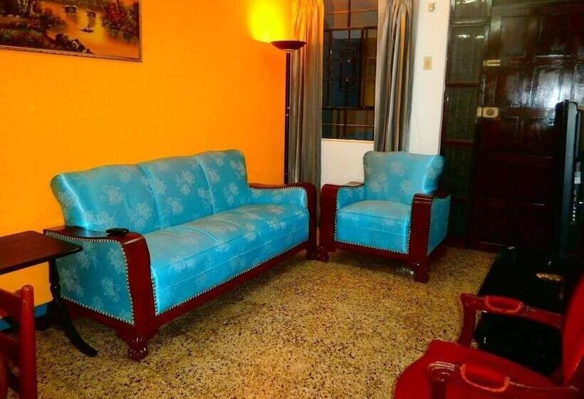 آپارتمان 1 خوابه همکف, Strenua   Las Quintanas