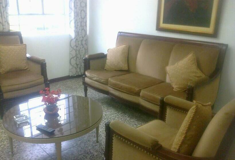 آپارتمان 1 خوابه, Strenua   Las Quintanas