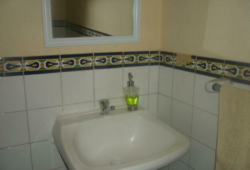 آپارتمان 1 خوابه, Strenua   Las Quintanas