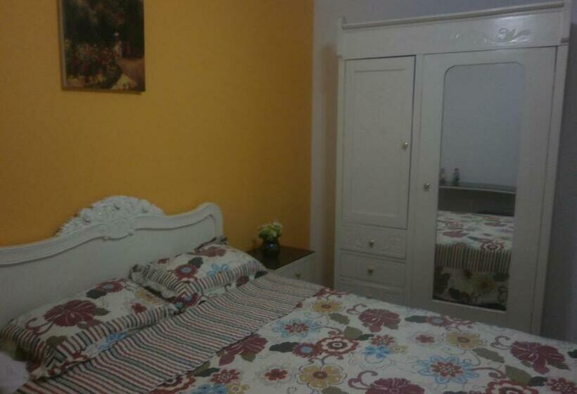 اتاق استاندارد, Strenua   Las Quintanas