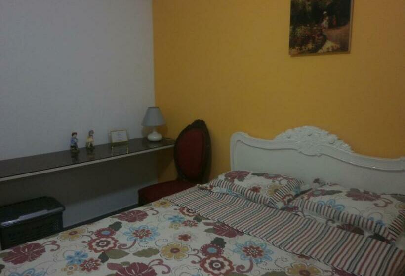 اتاق استاندارد, Strenua   Las Quintanas